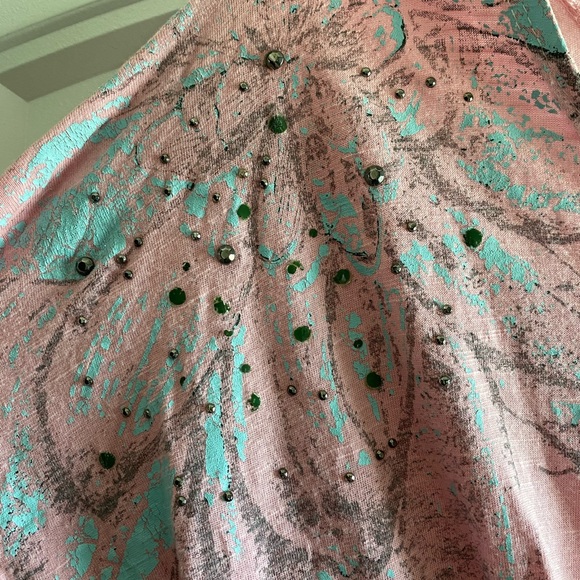 Pink top - Picture 3 of 4